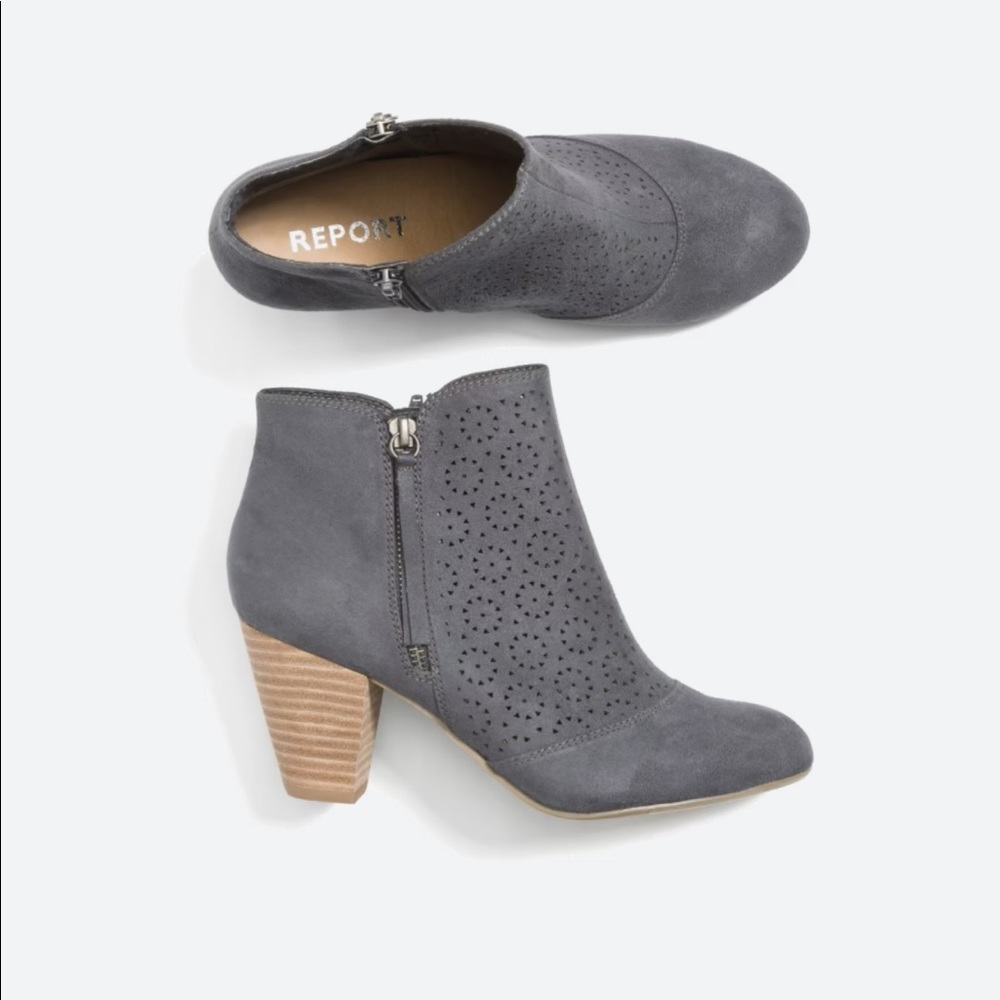 Report Merle Faux Suede Perforated Bootie 8.5 Navy color
